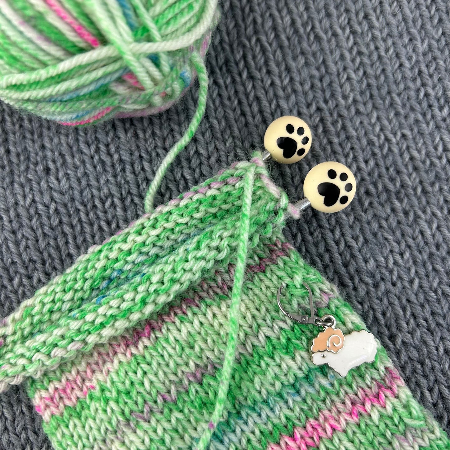 Paw Print Knitting Needle Stitch Savers Protectors Stoppers End Caps, Cat or Dog Knitting Accessories, Gifts for knitters