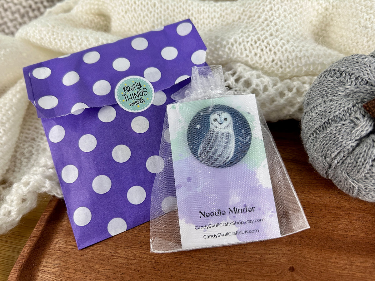Owl Magnetic Needle Minder, Needle Nanny, Fabric Pin Cushion