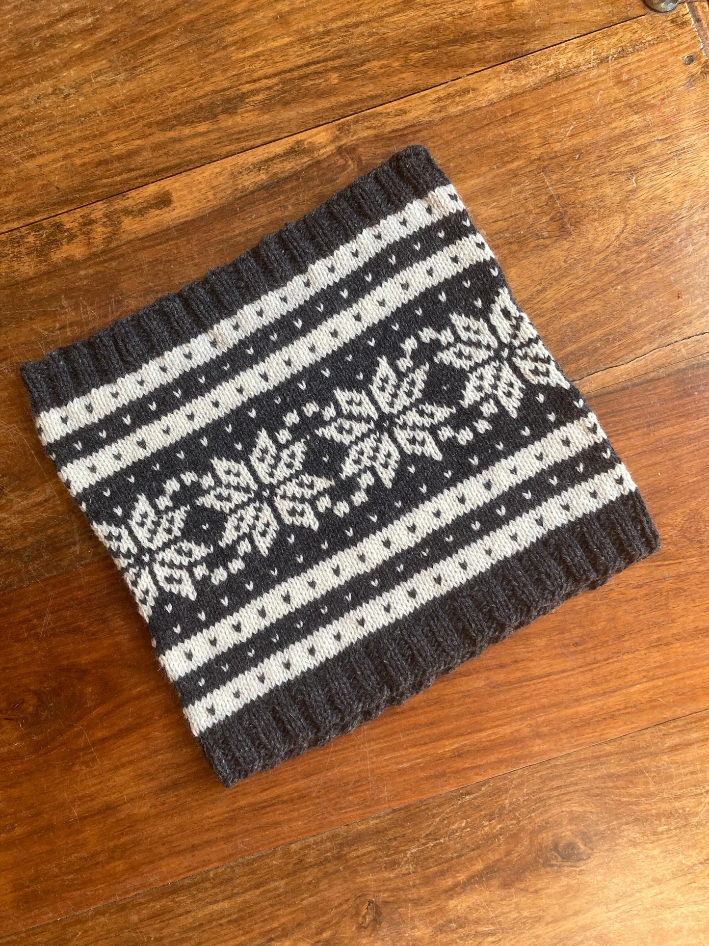 Stripey Stars Cowl Knitting Pattern Only, Norwegian Scandinavian Knitted Scarf or NeckWarmer.