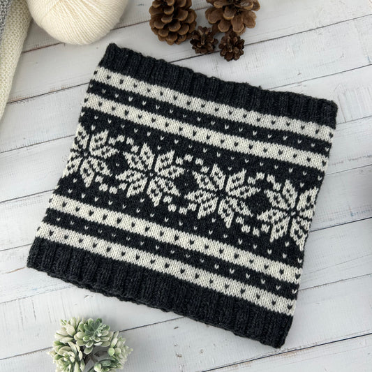 Stripey Stars Cowl Knitting Pattern Only, Norwegian Scandinavian Knitted Scarf or NeckWarmer.