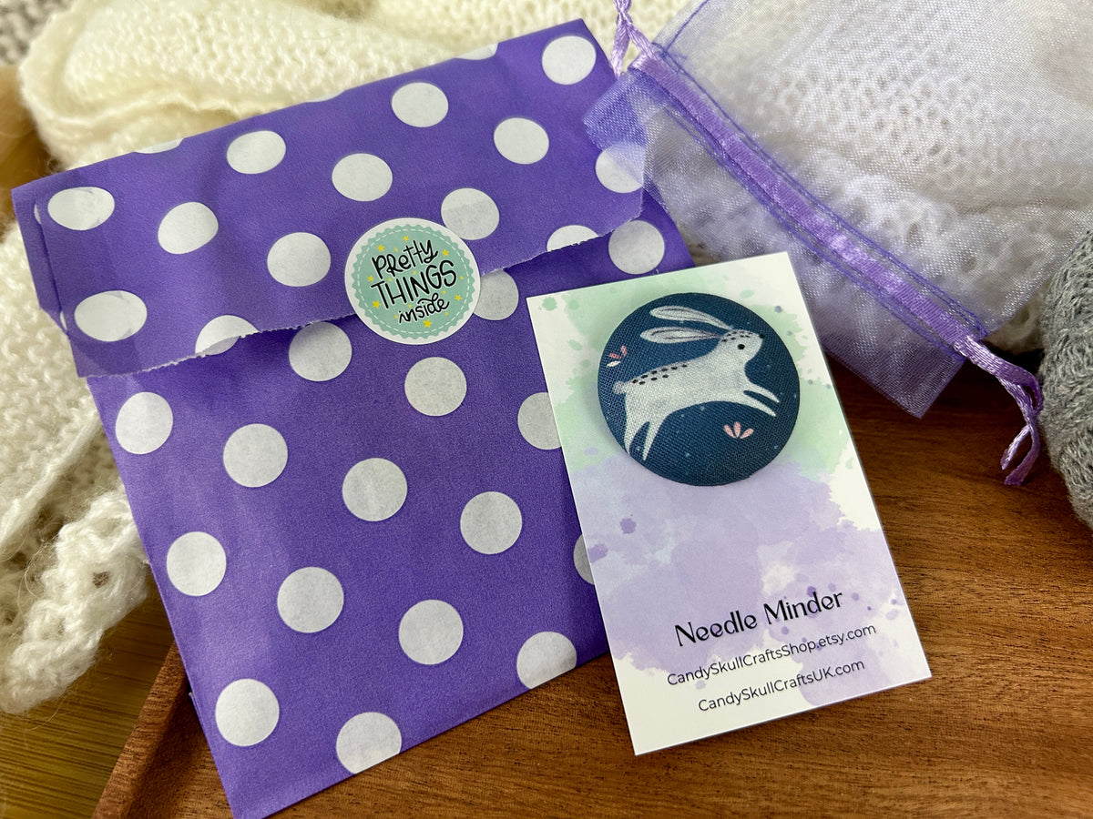 Hare Magnetic Needle Minder, Needle Nanny, Fabric Pin Cushion