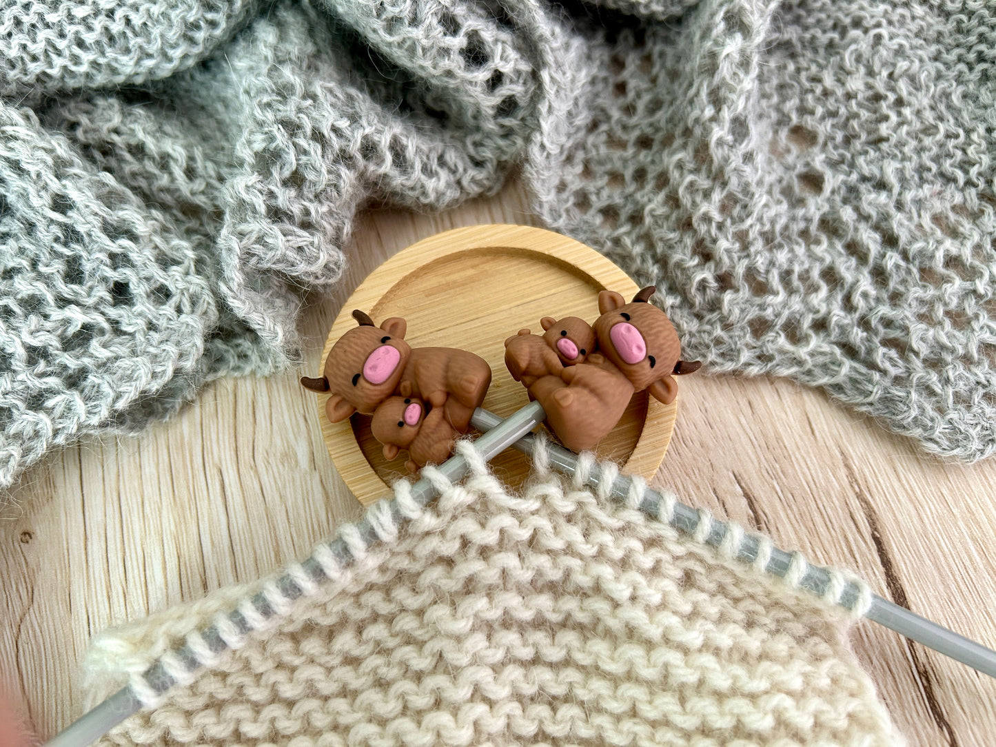 Highland Cow Knitting Needle Stoppers Stitch Savers, Aberdeen Angus Point Protectors, Knitting Accessories & Notions, Gifts for knitters