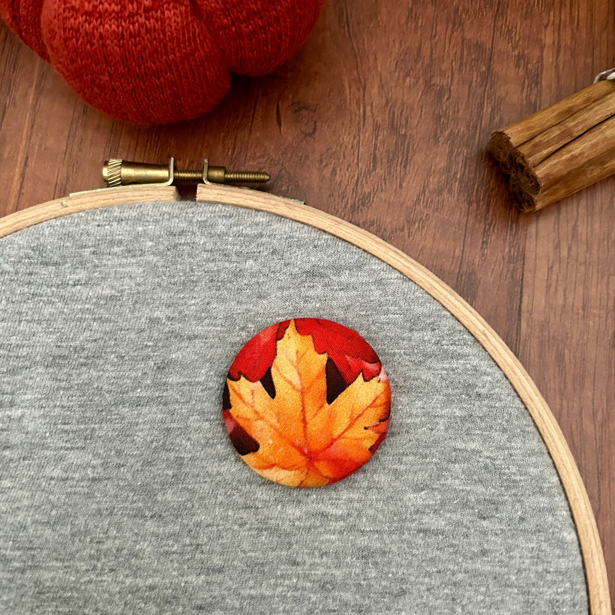 Autumn Leaf Magnetic Needle Minder, Maple Leaf Needle Nanny, Fabric Pin Cushion